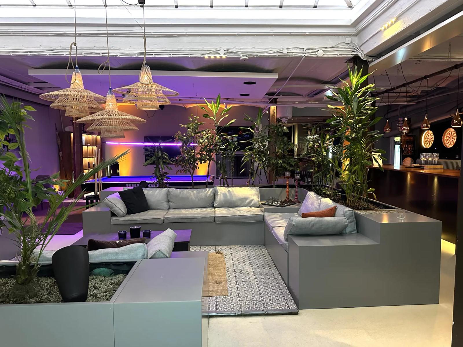 Loungen